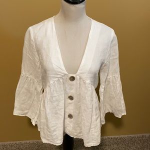 😊NWT Zara 100% Linen Ruffle Blouse